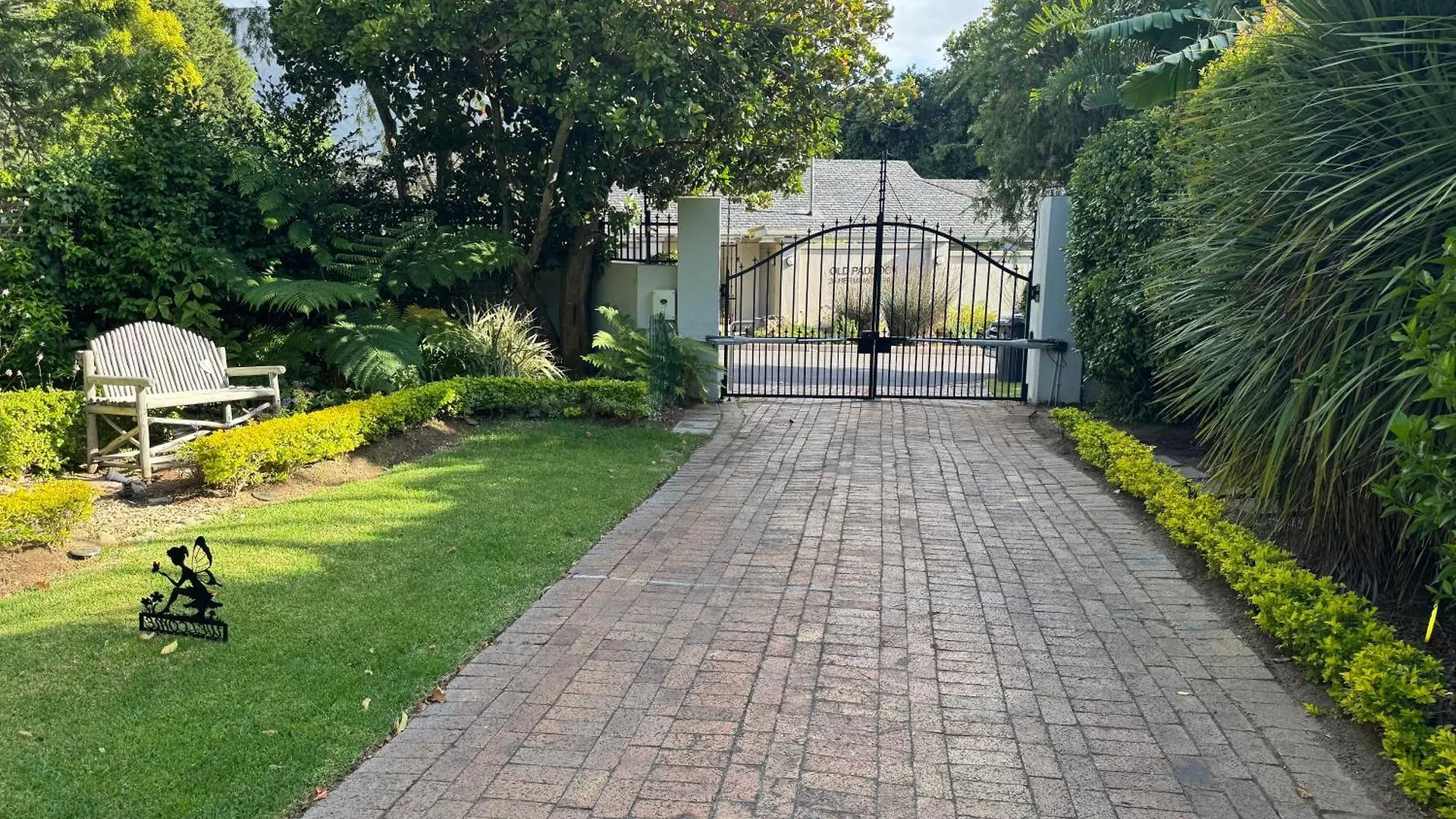 Grace Cottage Charming 2 Bed En-Suite Cottage With Solar Le Cap Afrique du Sud